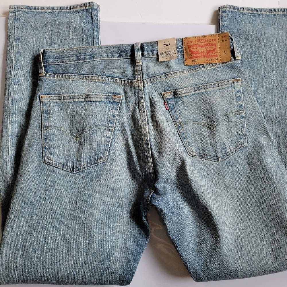 Levi's 501 33x32 Straight Leg Jeans. - Picture 3 of 10